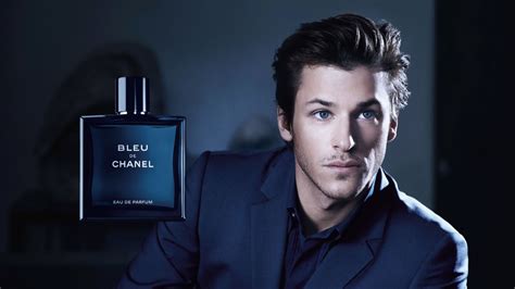 bleu de chanel musique pub